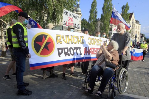 protest, rumeni jopiči,