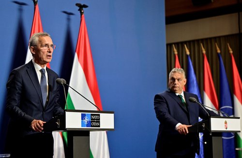 Jens Stoltenberg in Viktor Orban