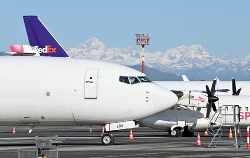 letališče brnik, jožeta pučnika