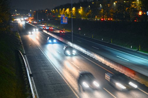 Avtocesta, ponoči