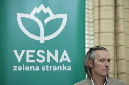 Vesna,. Uroš Macerl