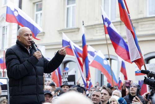 Protest v podporo Janezu Janši