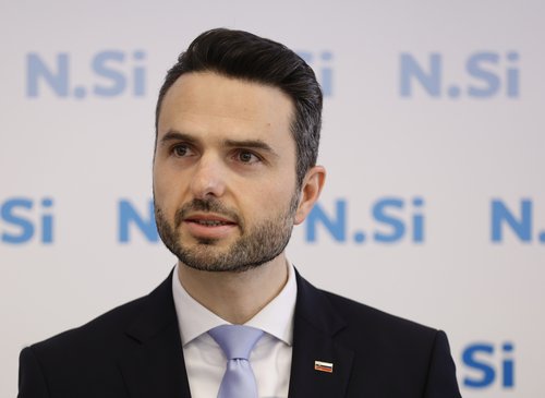 Novinarska konferenca NSi