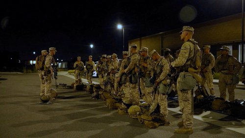 Marinci v Los Angelesu