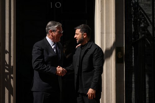 Volodimir Zelenski in Keir Starmer v Veliki Britaniji
