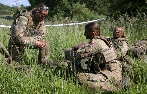 Na Danskem bodo na služenje vojaškega roka odslej lahko vpoklicali tudi ženske