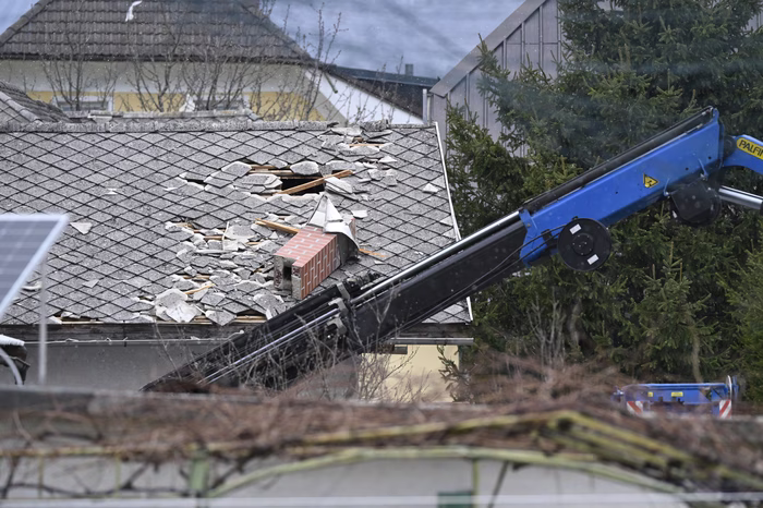 V ŽIVO



                    Arso: Takšnega vremenskega dogodka ni bilo zadnjih deset let