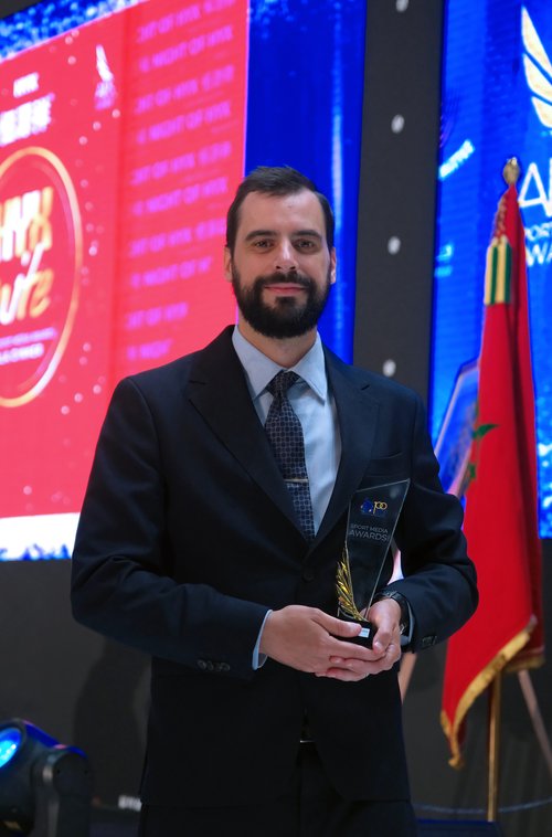 Živulovič drugi med fotografi na podelitvi mednarodnih nagrad AIPS