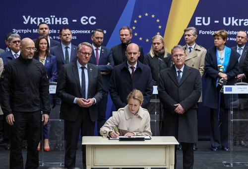 Mednarodna koalicija okoli 40 držav v Lvovu ustanovila sodišče za zločin agresije proti Ukrajini