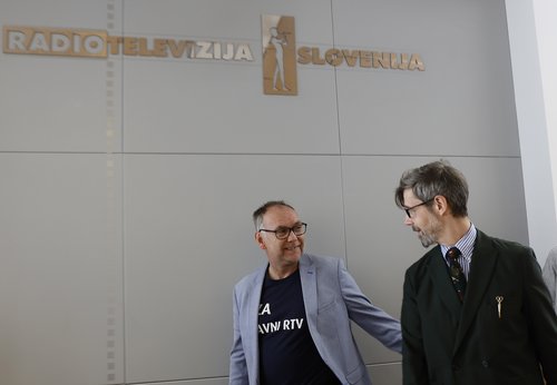 RTVS bo brez vladnih ukrepov po opozorilu sveta leto končala z večmilijonskim primanjkljajem