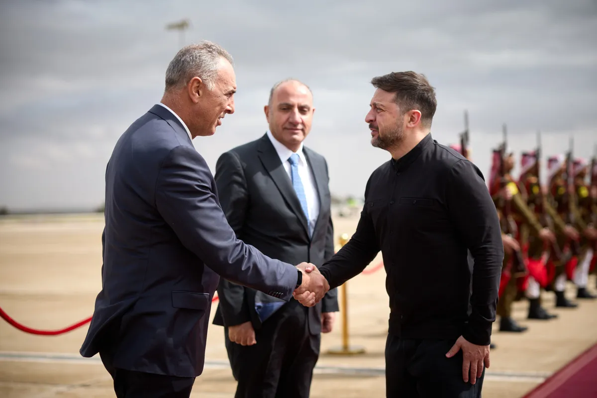 Ukrajinski predsednik išče obrambne partnerje: po zalivskih državah obiskal še Jordanijo