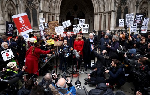 Julian Assange, WikiLeaks