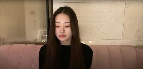 Song Ji, influencerka, prevara