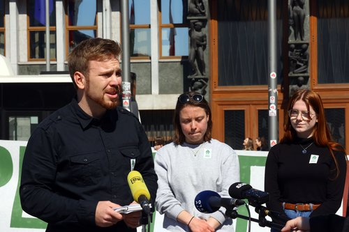 Novinarska konferenca Mladih za podnebno pravičnost