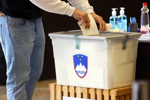 volitve, predčasno glasovanje