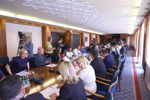 Poslanska skupina Gibanje Svoboda