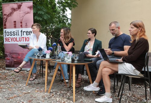 Predstavniki skupine nevladnih organizacij