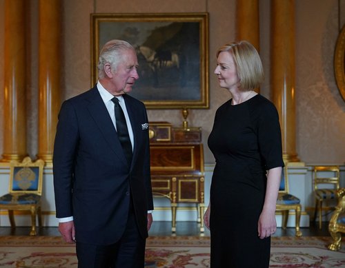 kralj Karel in Liz Truss