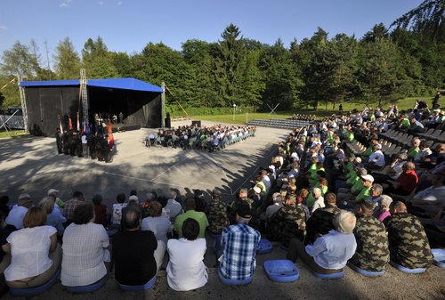 proslava, Pekre, Pekrski dogodki, vojska