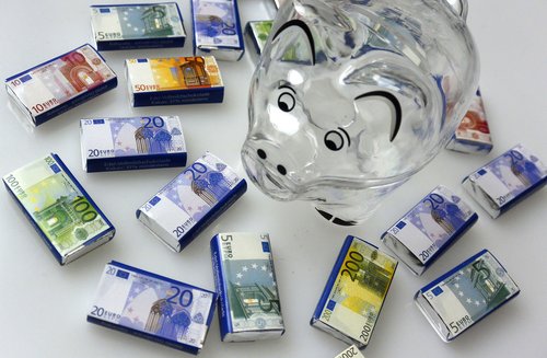 hranilnik, denar, proračun, bankovci