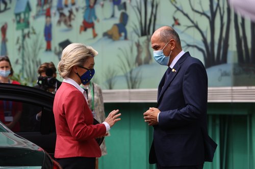 Janša, von der Leyen, pediatrična klinika