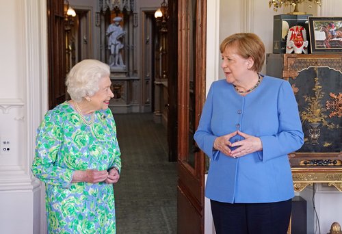Angela Merkel, Elizabeta II.