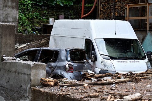 Italija, poplave, neurje, zemeljski plaz
