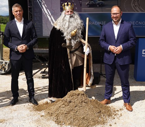 tretja razvojna os, hitra cesta