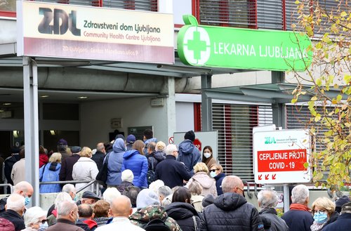 cepljenje, covid-19, gneča