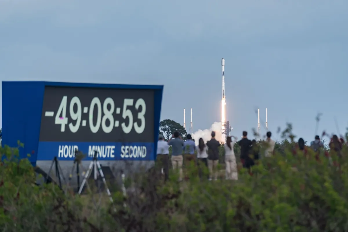 Nasa začela odštevanje za polet proti Luni. Bo tokrat uspelo?