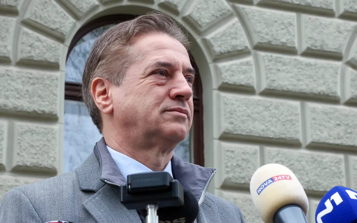 Predsedniki strank na pogovorih pri Golobu o ukrepih za boj proti korupciji in energetski krizi