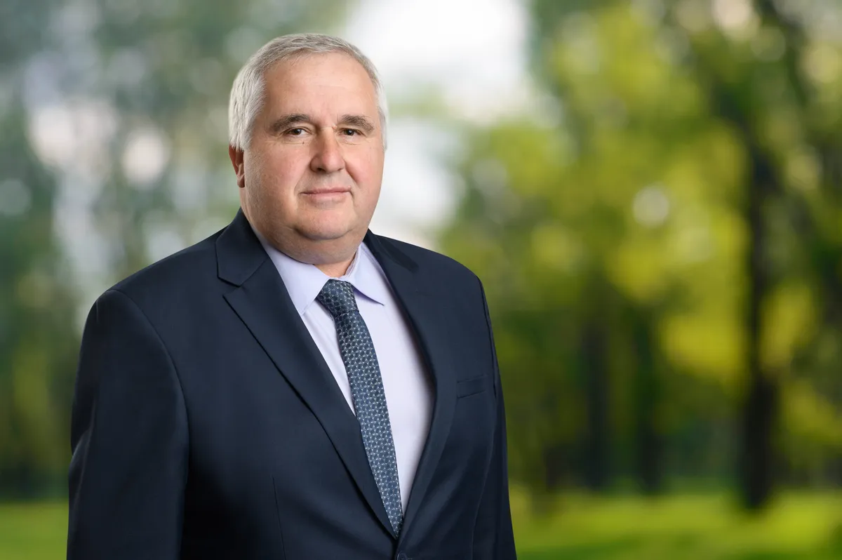 Po izvolitvi za poslance nova vodenja v treh občinah