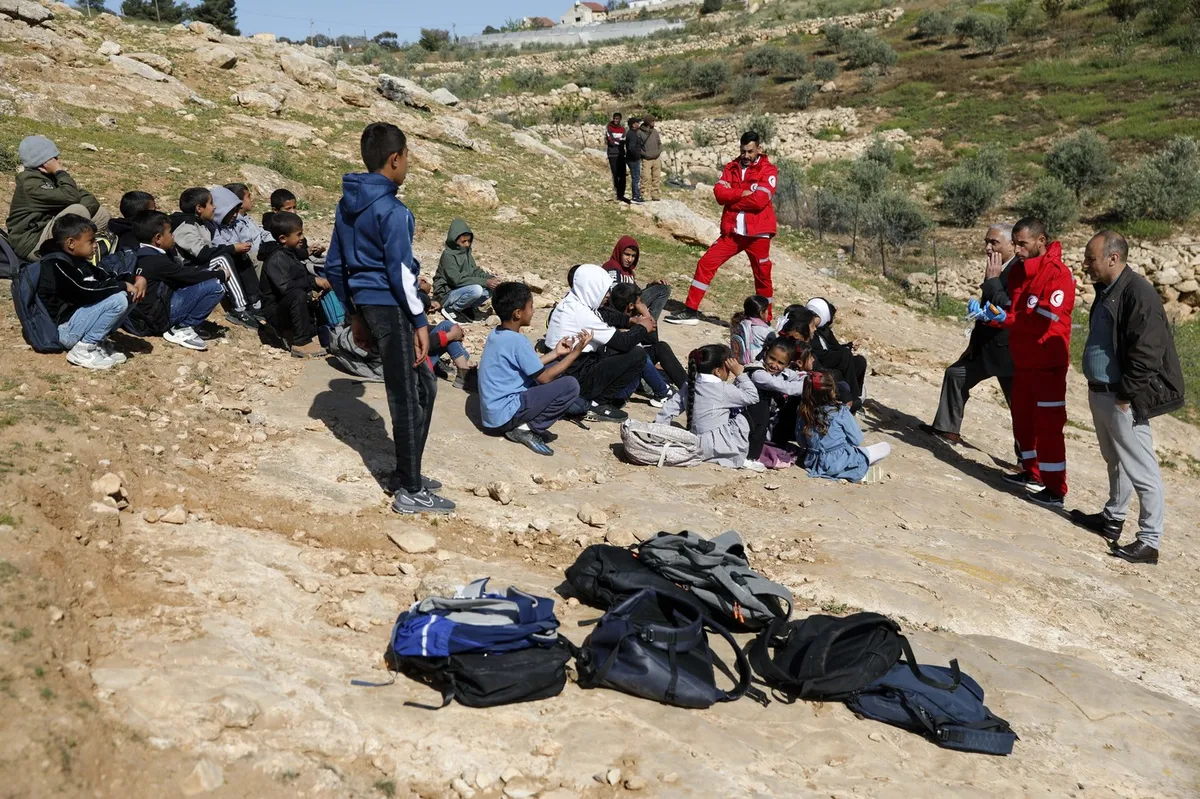 Na Zahodnem bregu palestinske šolarje razgnali s solzivcem