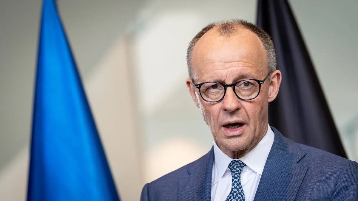 Padec podpore nemškemu kanclerju, vlada zanikala govorice o iskanju zamenjave za Merza
