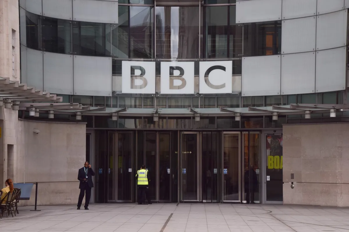 Britanska mreža BBC načrtuje ukinitev do 2000 delovnih mest