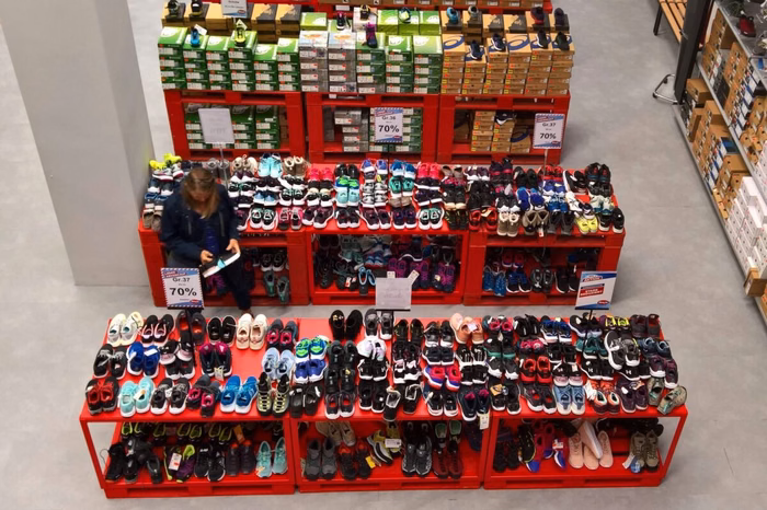 Novi lastnik Hervisa o usodi trgovin v Sloveniji: Nismo še sprejeli odločitve