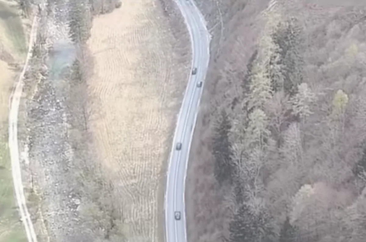 Gorenjski policisti prekrškarje lovili kar s helikopterjem (VIDEO)