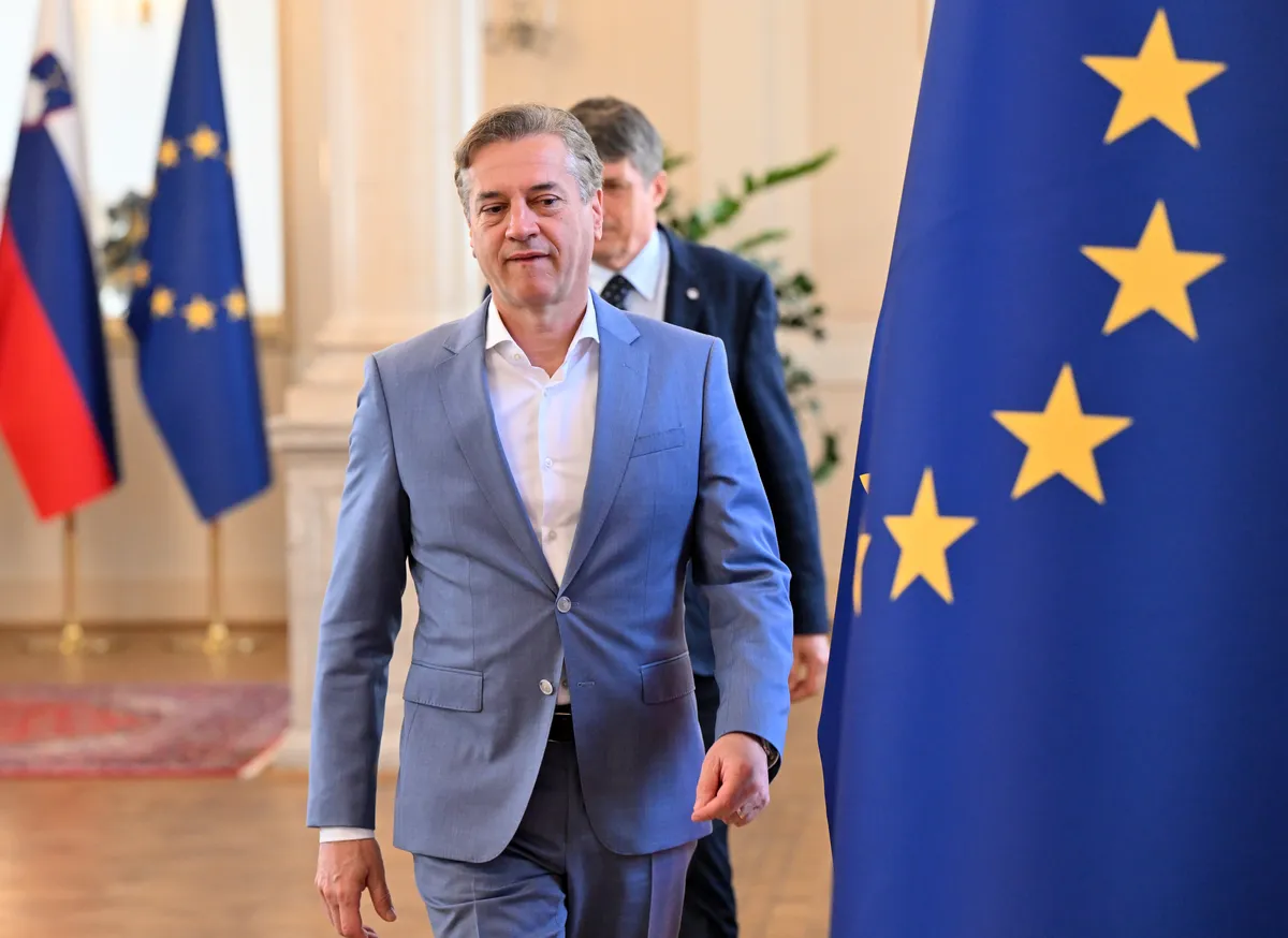 Premier Robert Golob ne gre na Ciper, udeležbo odpovedal zaradi izrednih sej v DZ