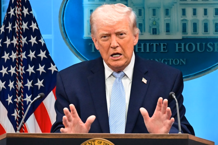 V ŽIVO



                    Trump naznanil dvotedensko prekinitev ognja, Iran odpira Hormuško ožino