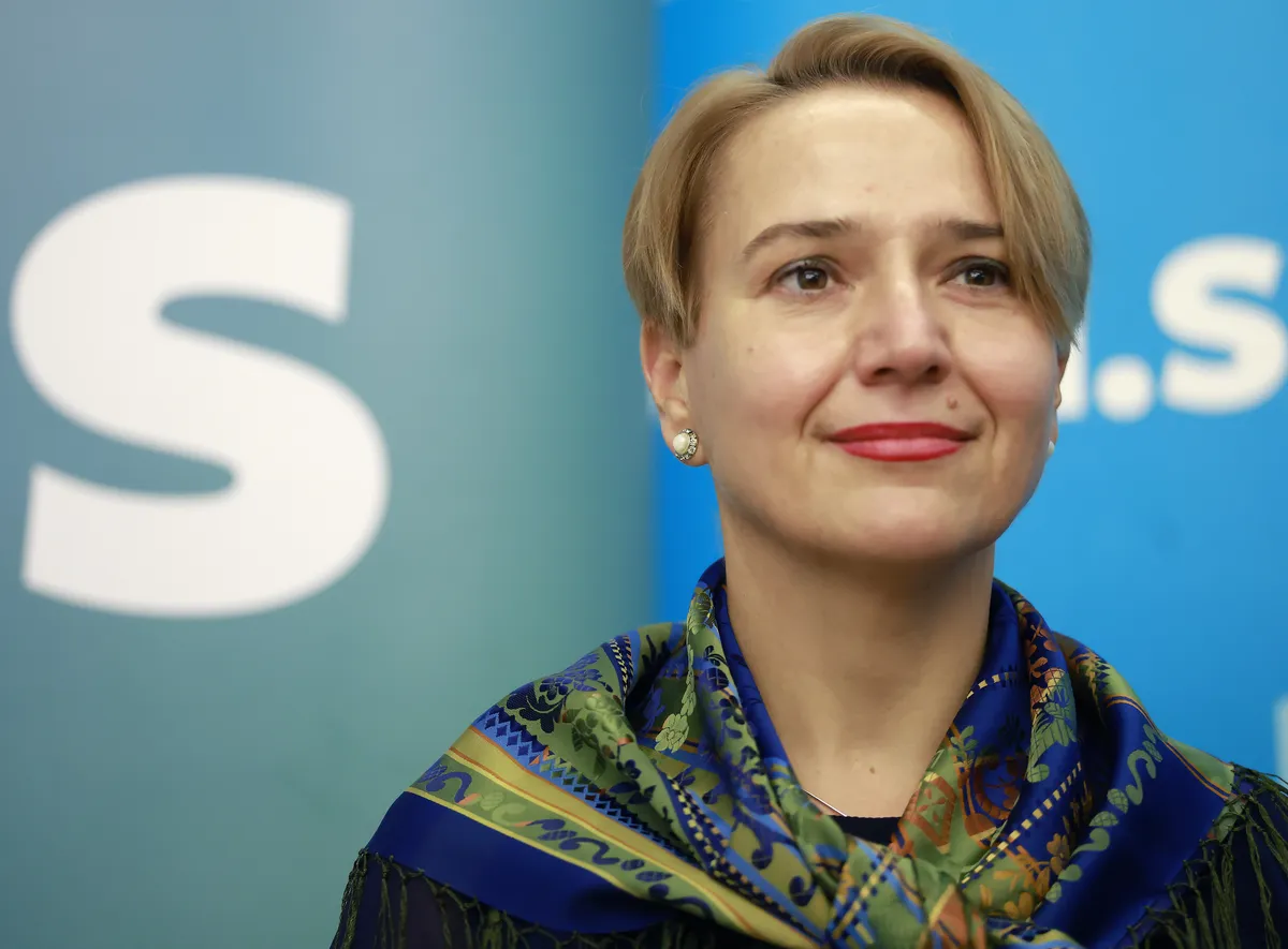 SLS gre maja na klavzuro. Bregant: "Naša integriteta ni naprodaj"