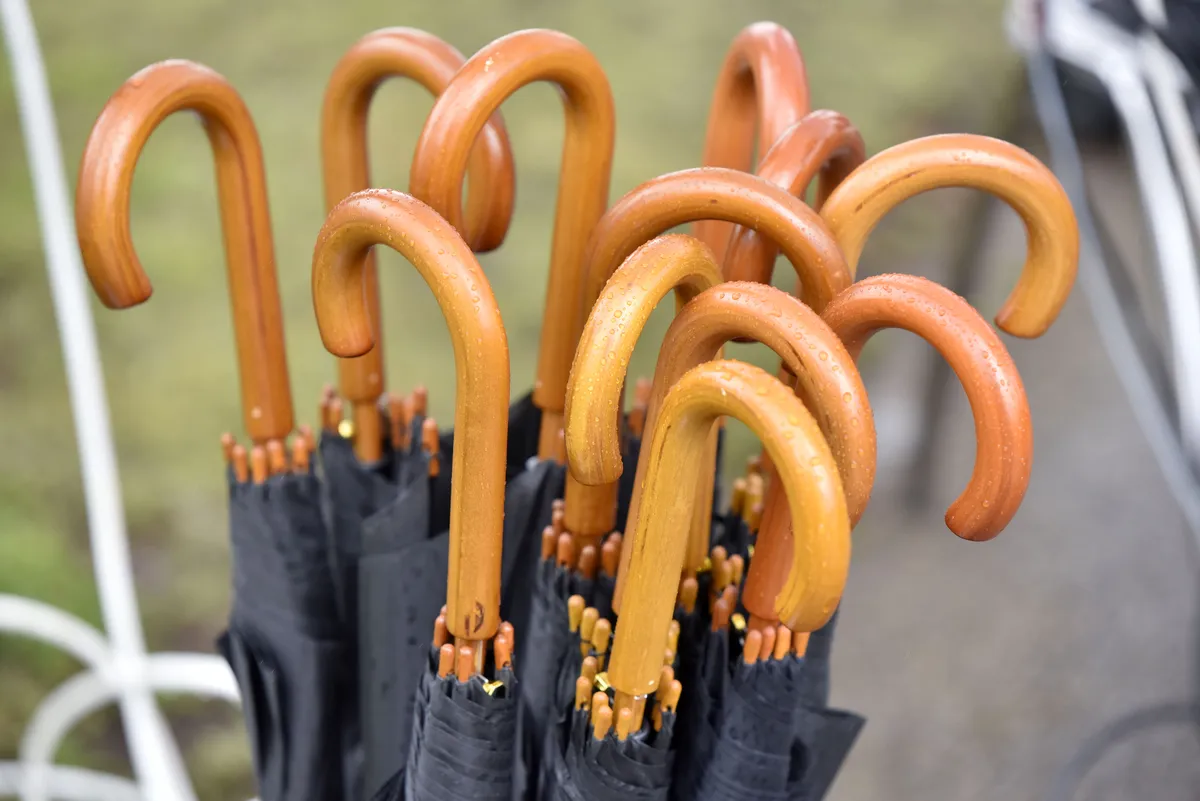 Pooblačilo se bo, za vsak primer s seboj vzemite dežnik