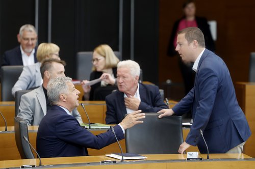 Janez Žakelj in Žan Mahnič