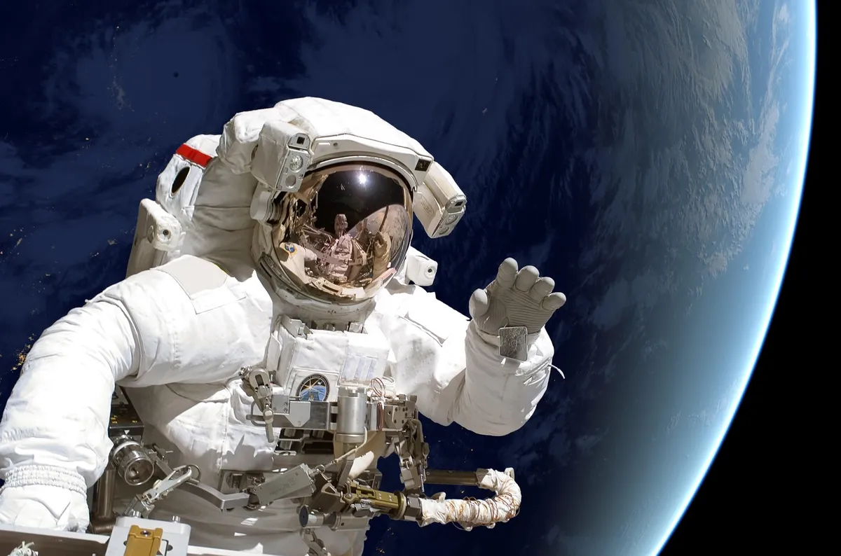 Zakaj se astronavtom v vesolju upočasni prebava? Raziskovalci našli možno razlago