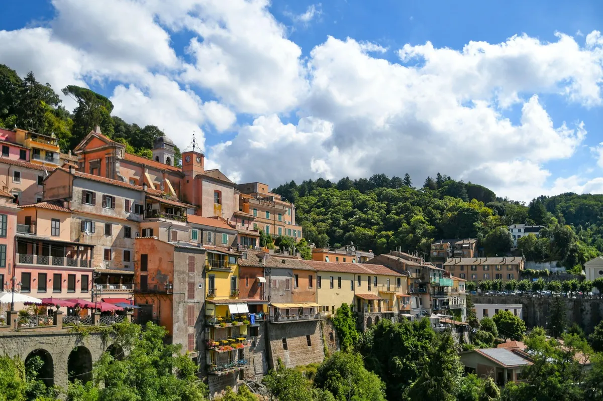 Italijanska vas, ki skriva pravo kraljestvo jagod