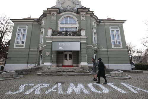 Drama Sramota