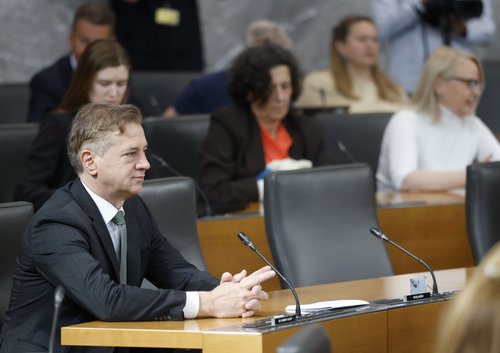 Robert Golob, seja DZ, državni zbor