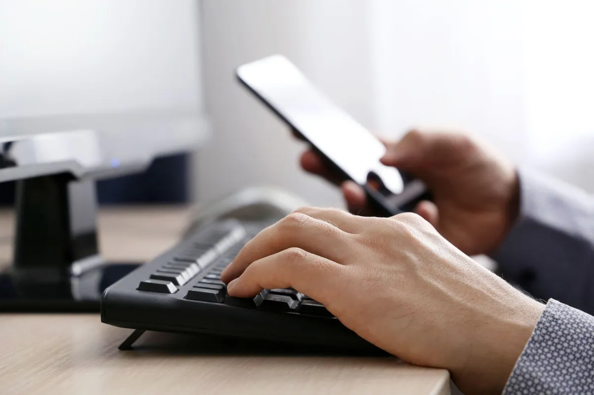Ne dobim SMS-sporočila za vpis v aplikacijo. Kaj pravijo slovenski operaterji