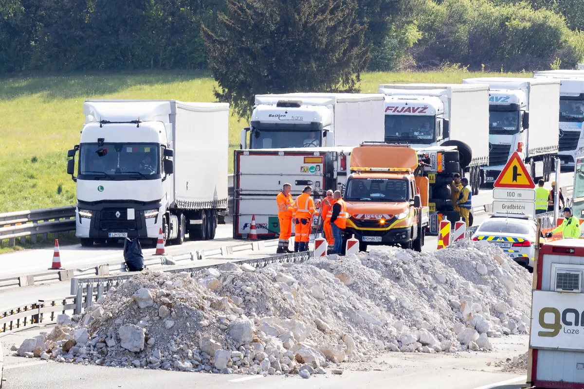 Na primorski avtocesti se vrstijo nesreče: na območju delovne zapore jih je bilo 47 v dveh mesecih