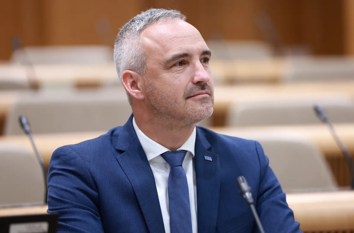 Kmetijski minister umaknil prehranske smernice z v