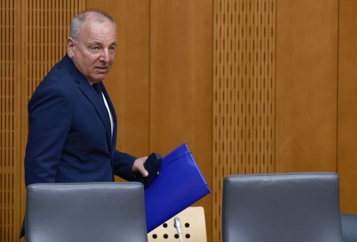 Šircelj napovedal rebalans, 'zujfa' ne bo, prav tako ne davka na nepremičnine